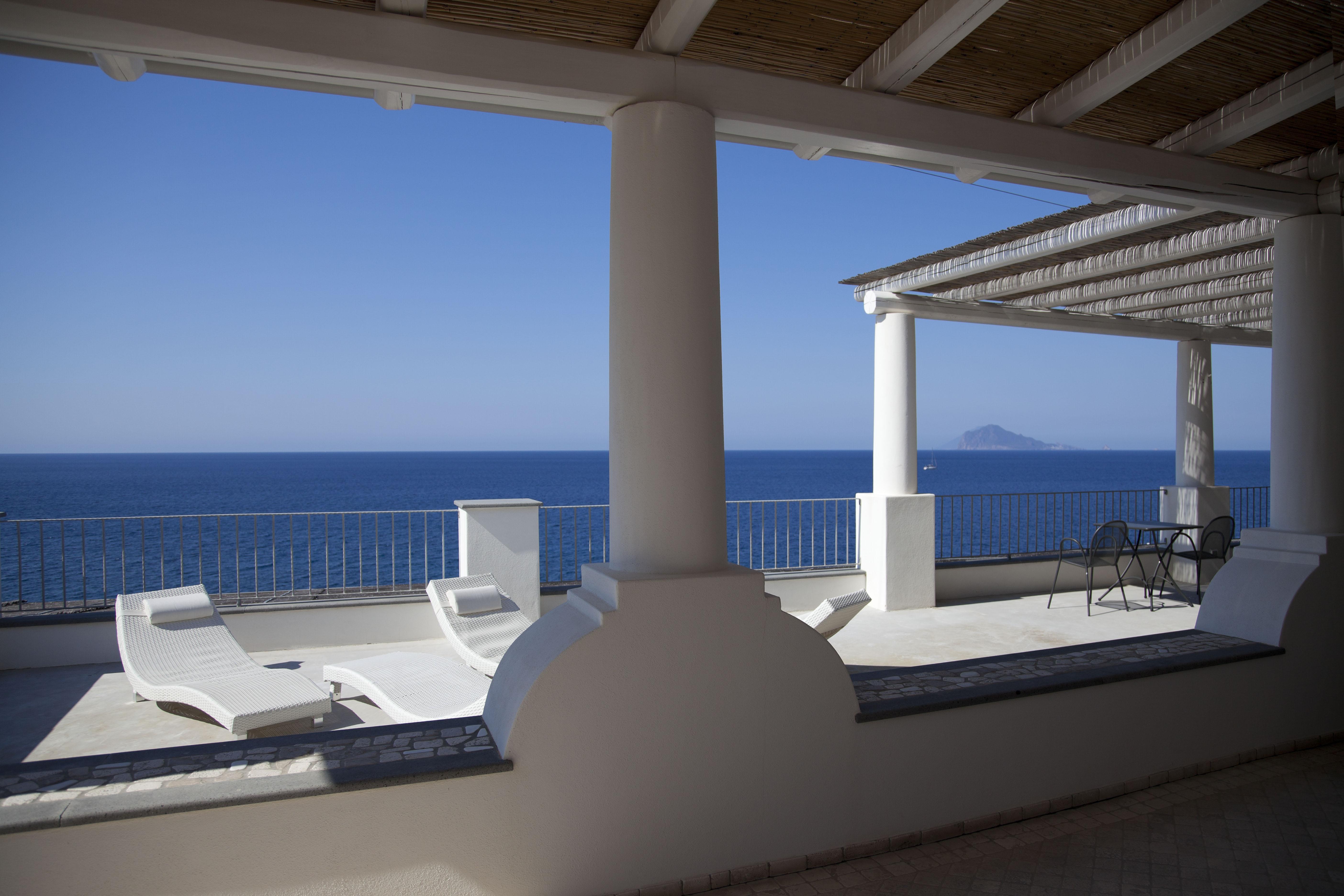 Hotel Cutimare - Aeolian Charme Acquacalda Exterior foto