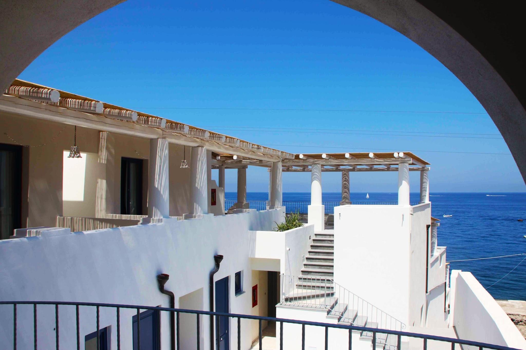 Hotel Cutimare - Aeolian Charme Acquacalda Exterior foto